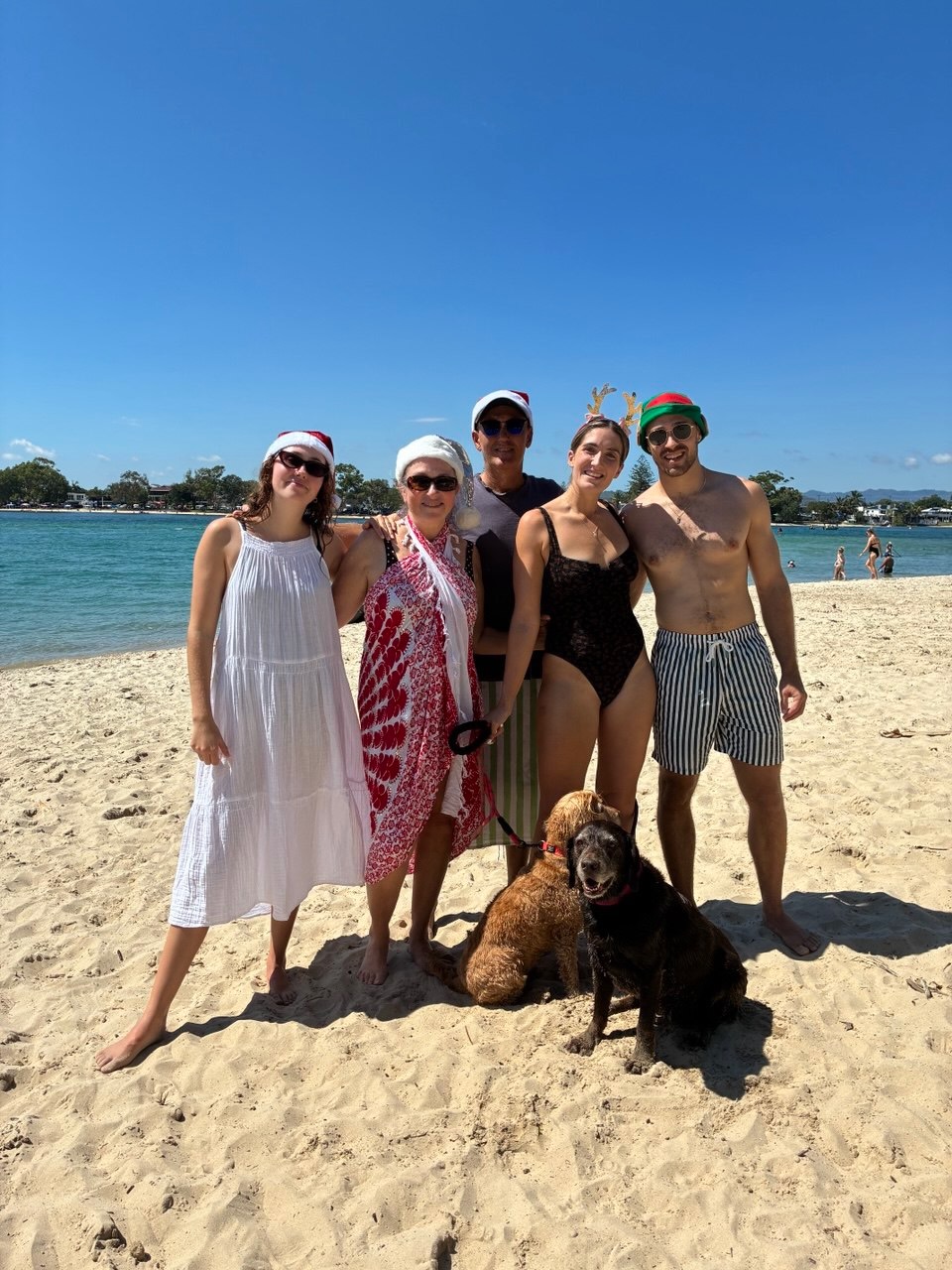 The whole crew, Christmas on the beach