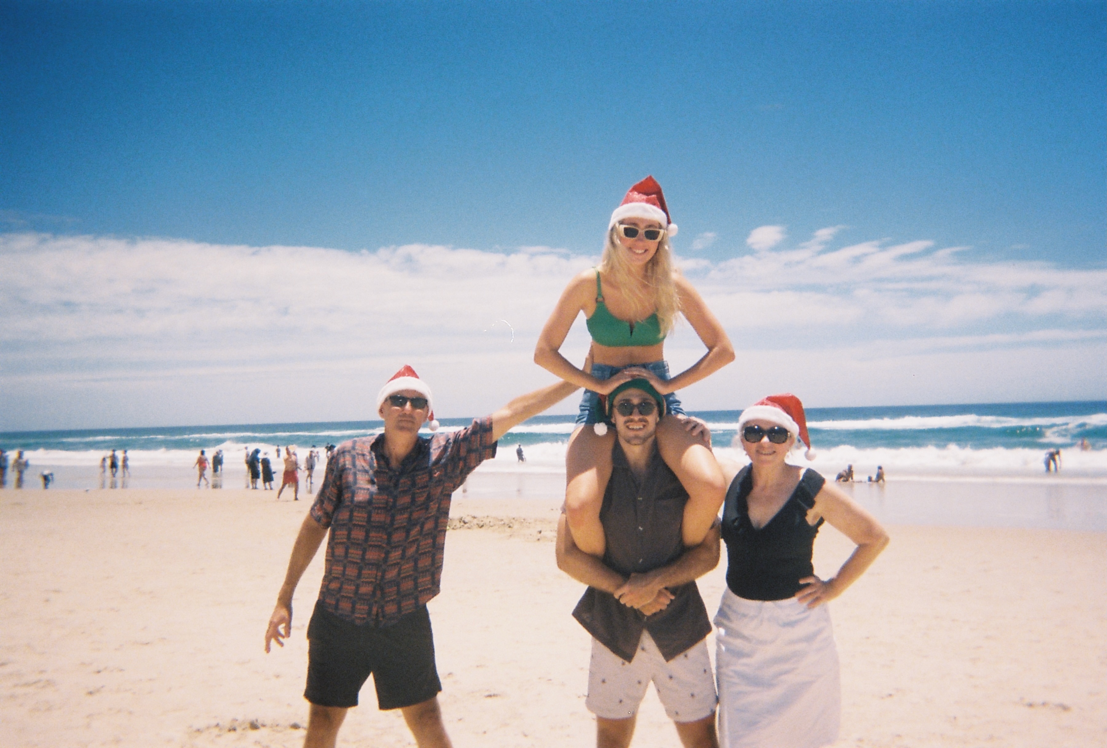 The traditional Christmas beach formation