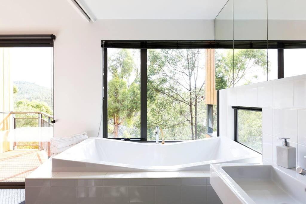 Inside the Hobart hideaway